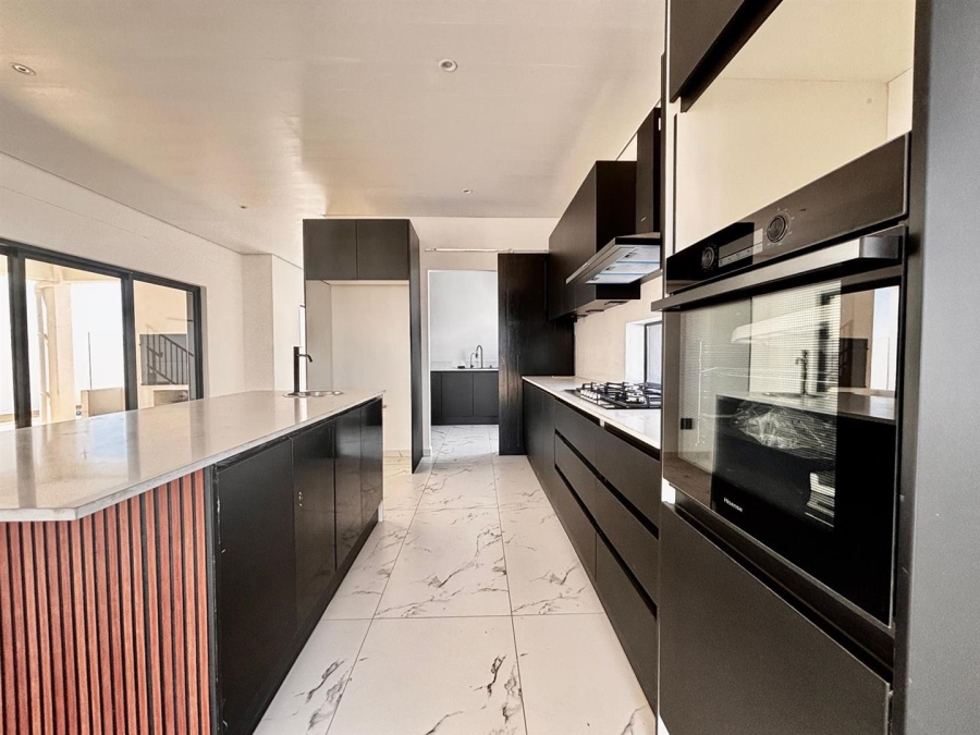 4 Bedroom Property for Sale in Sandown Western Cape